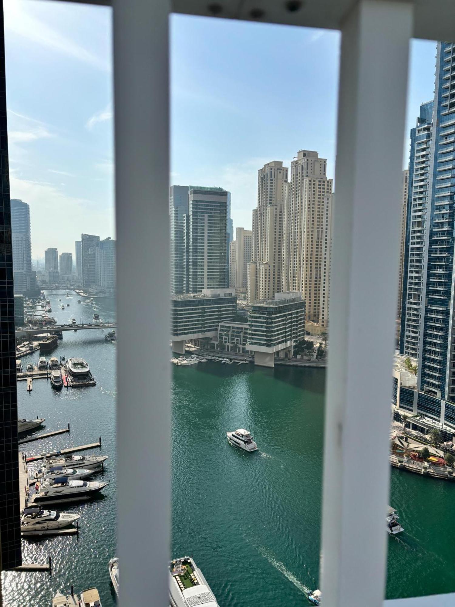 Magique Holiday Homes Marina Viuw دبي المظهر الخارجي الصورة
